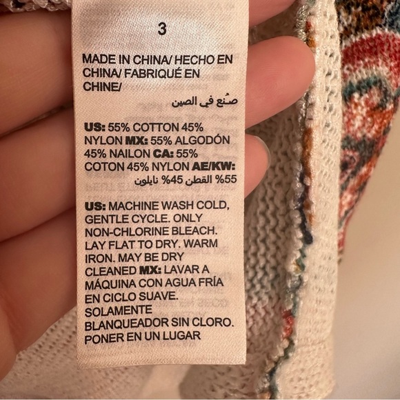 SOLD Chicos XL Paisley Sweater Cross Back Long Tunic Length Colorful 3/4 Sleeve - Picture 10 of 11